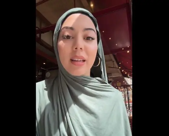 A cause de son hijab...un Français crache sur une Marocaine et l'insulte à Paris