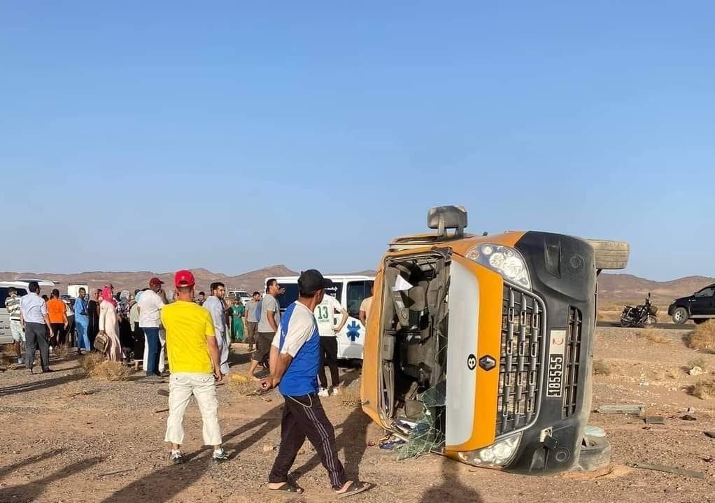 Rashidiya : 11 étudiants ont été blessés de gravité variable dans un accident de la route