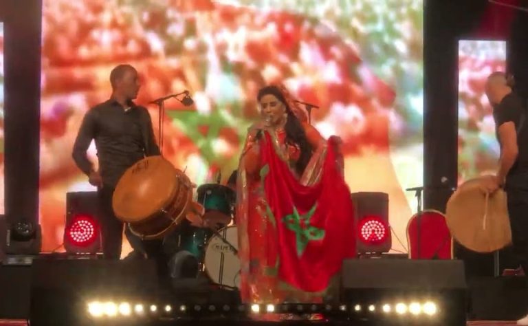 Le maire de Sandoni revient sur sa décision après avoir interdit une plateforme de chant sur les Marocains à cause du mot Sahara marocain