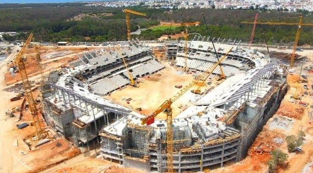 Les travaux des stades marocains suscitent l'intérêt des Marocains et suscitent leur admiration pour les entreprises nationales