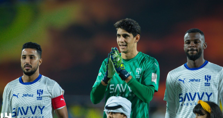 L’international marocain « Bono » remporte la Super Coupe d’Arabie Saoudite avec Al Hilal aux dépens d’Al Nassr