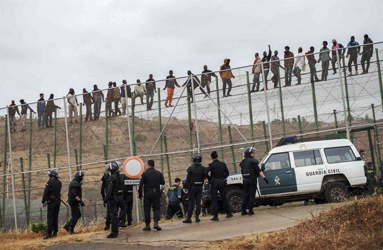 Malgré la fermeture des frontières, l'immigration vers Ceuta occupée attire des dizaines d'Algériens