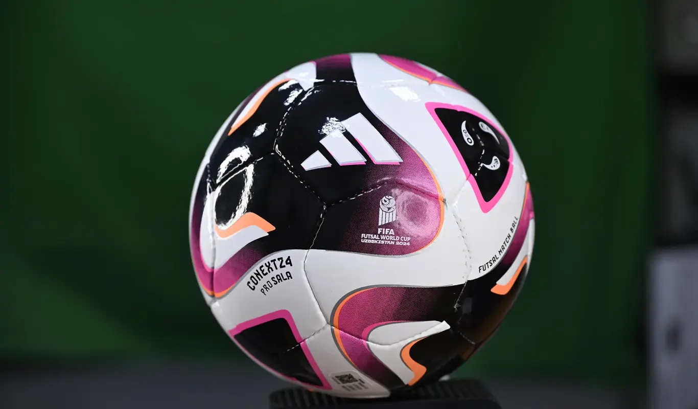 Coupe du Monde de Futsal de la FIFA 2024: Le ballon officiel d'Ouzbékistan 2024 dévoilé