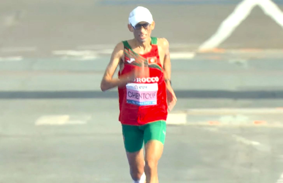 Jeux Paralympiques de Paris.. Le Marocain Amine Chentouf remporte la médaille de bronze dans la compétition marathon