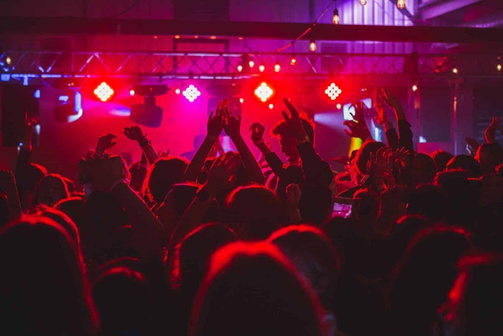 Un chanteur arrêté à Tanger alors qu’il donnait un concert dans un des hôtels classés