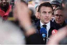 France/ Après plusieurs consultations présidentielles des Partis: Macron va-t-il enfin nommer un Premier ministre ce mercredi ?