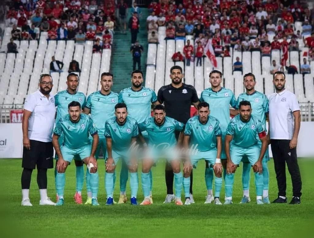 Le Mouloudia El Beidh quitte la capitale algérienne en taxi (photo)