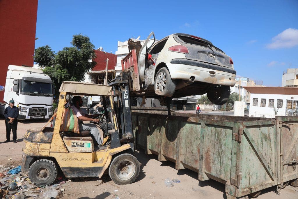 Agadir : Une campagne massive pour retirer les voitures abandonnées (vidéo)