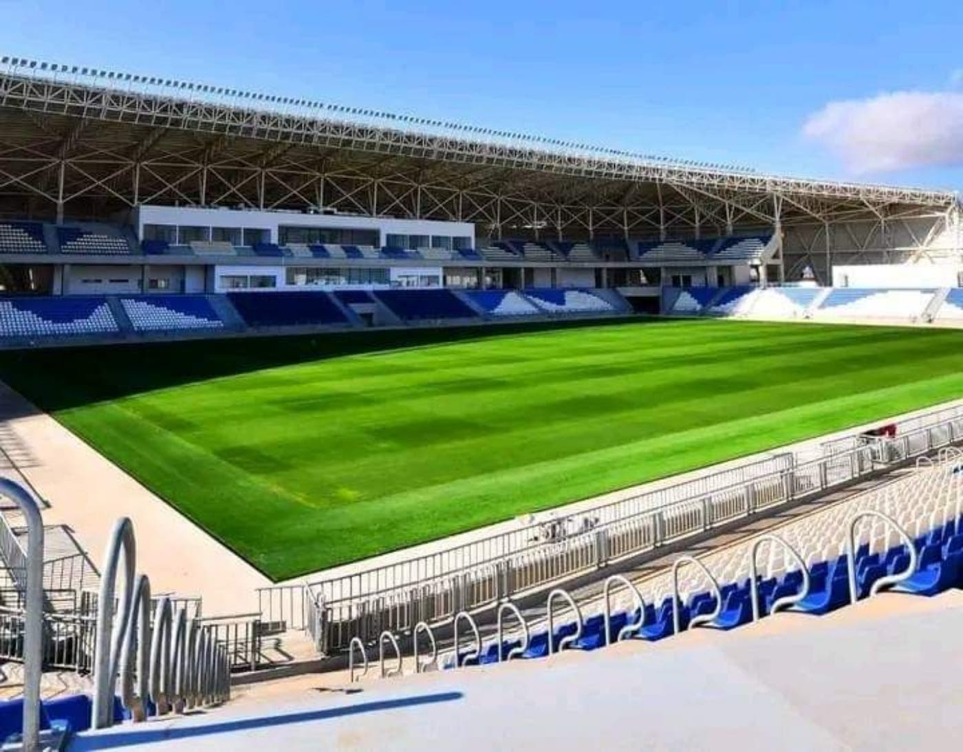 Al Hoceima accueille l’équipe nationale marocaine dans son nouveau stade