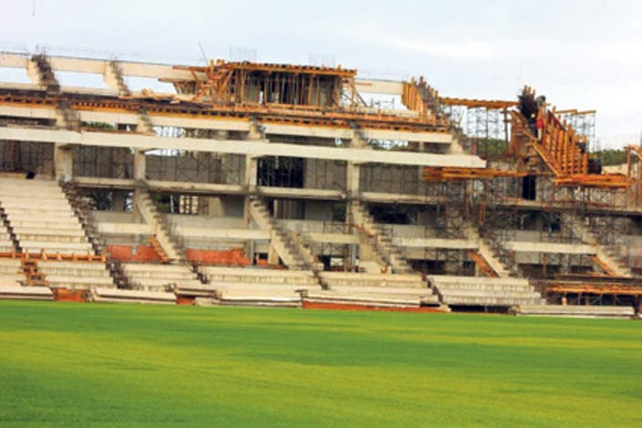 Après des années d’attente…l’université intervient pour achever la construction des tribunes du Stade de Kénitra