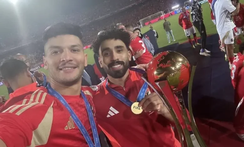 Ashraf Dari : "Al-Ahly est un club ancien et notre victoire dans la Coupe des Tri-Continents est méritée." 1 Ashraf Dari : "Al-Ahly est un club ancien et notre victoire dans la Coupe des Tri-Continents est méritée."