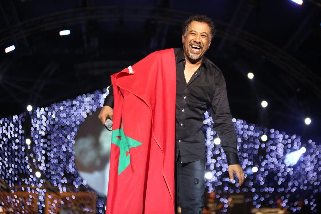 Des Algériens attaquent Cheb Khaled parce qu’il a donné un concert artistique au Maroc