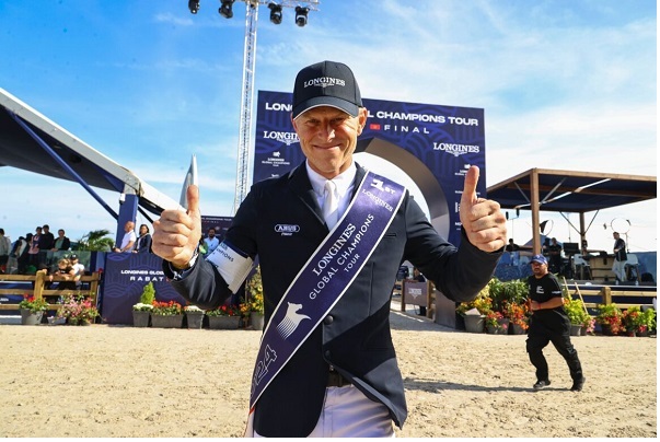 L’Autrichien Max Kühner remporte le Grand Trophée de Longines Global Champions Tour