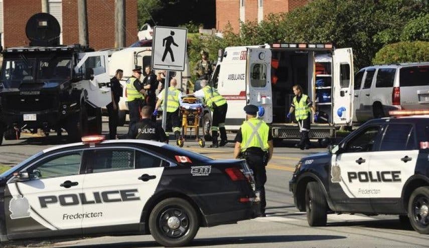 Fusillade dans une école juive à Toronto, Canada