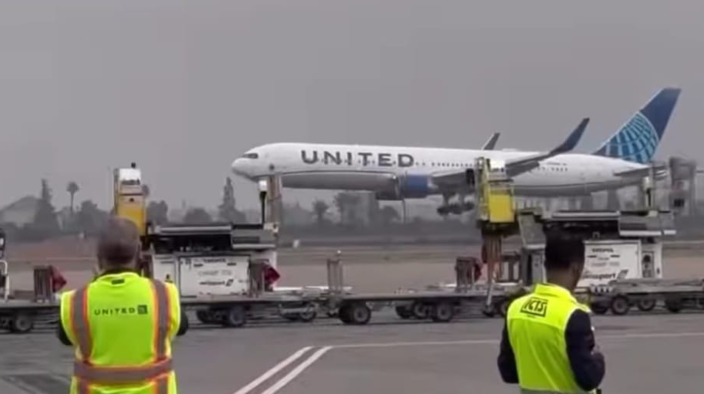 L’avion américain United Airlines atterrit pour la première fois au Maroc