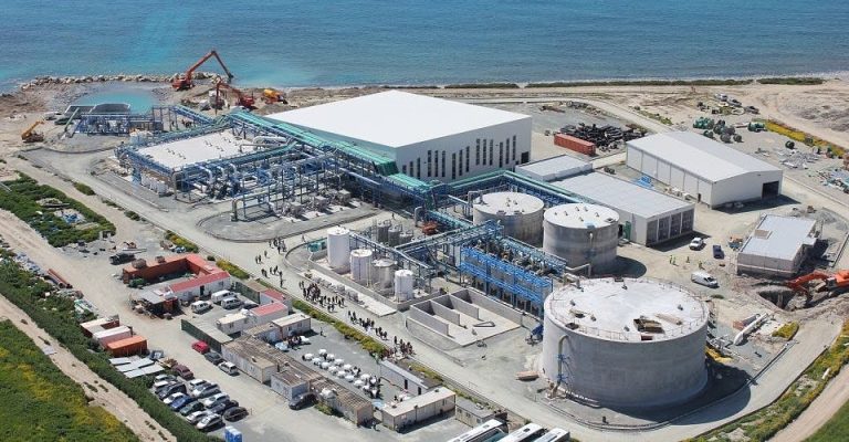 Le Maroc accélère l'achèvement de 6 usines de dessalement d'eau de mer