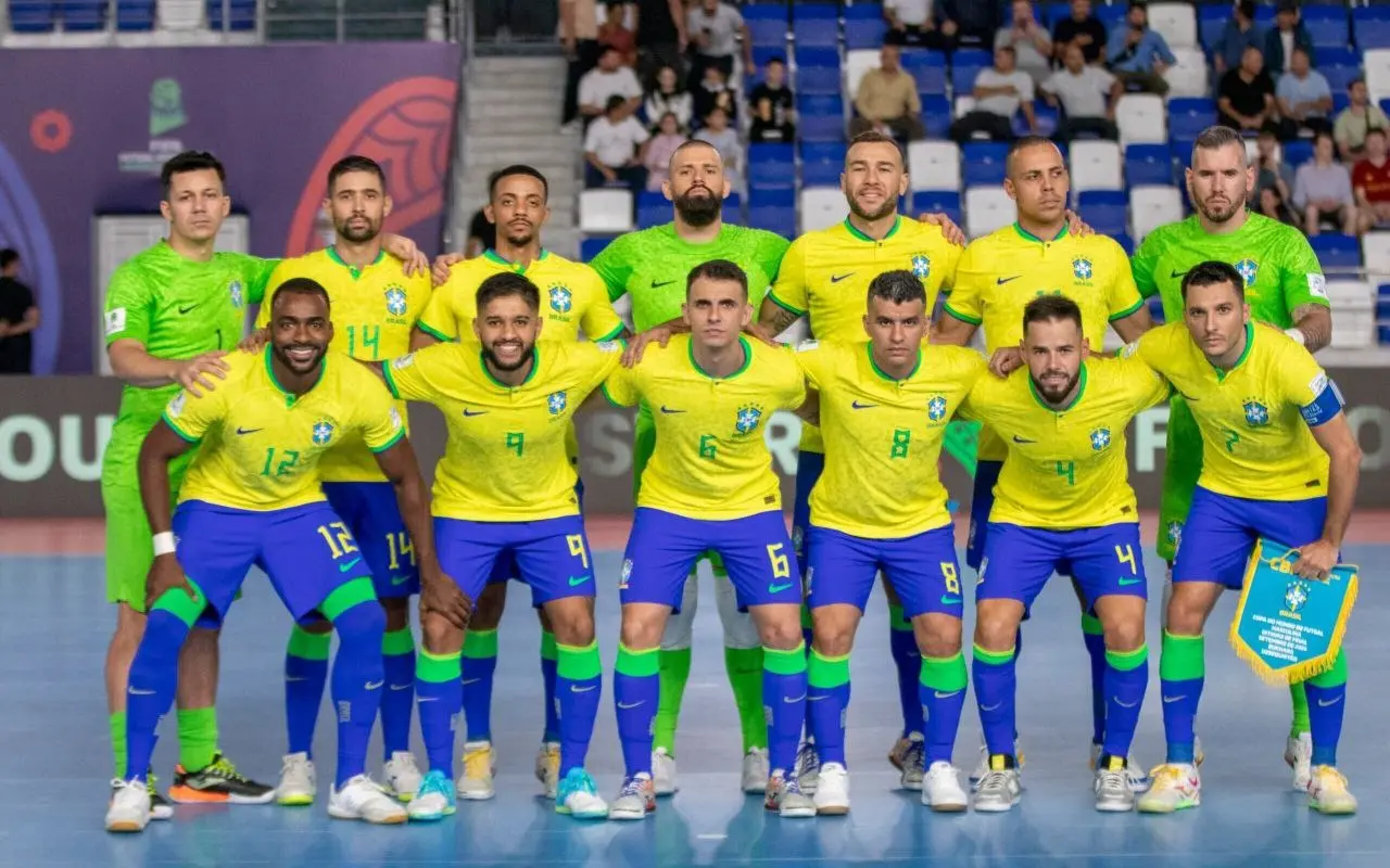 L’équipe nationale brésilienne bat son homologue argentine et est sacrée championne de la Coupe du monde de futsal