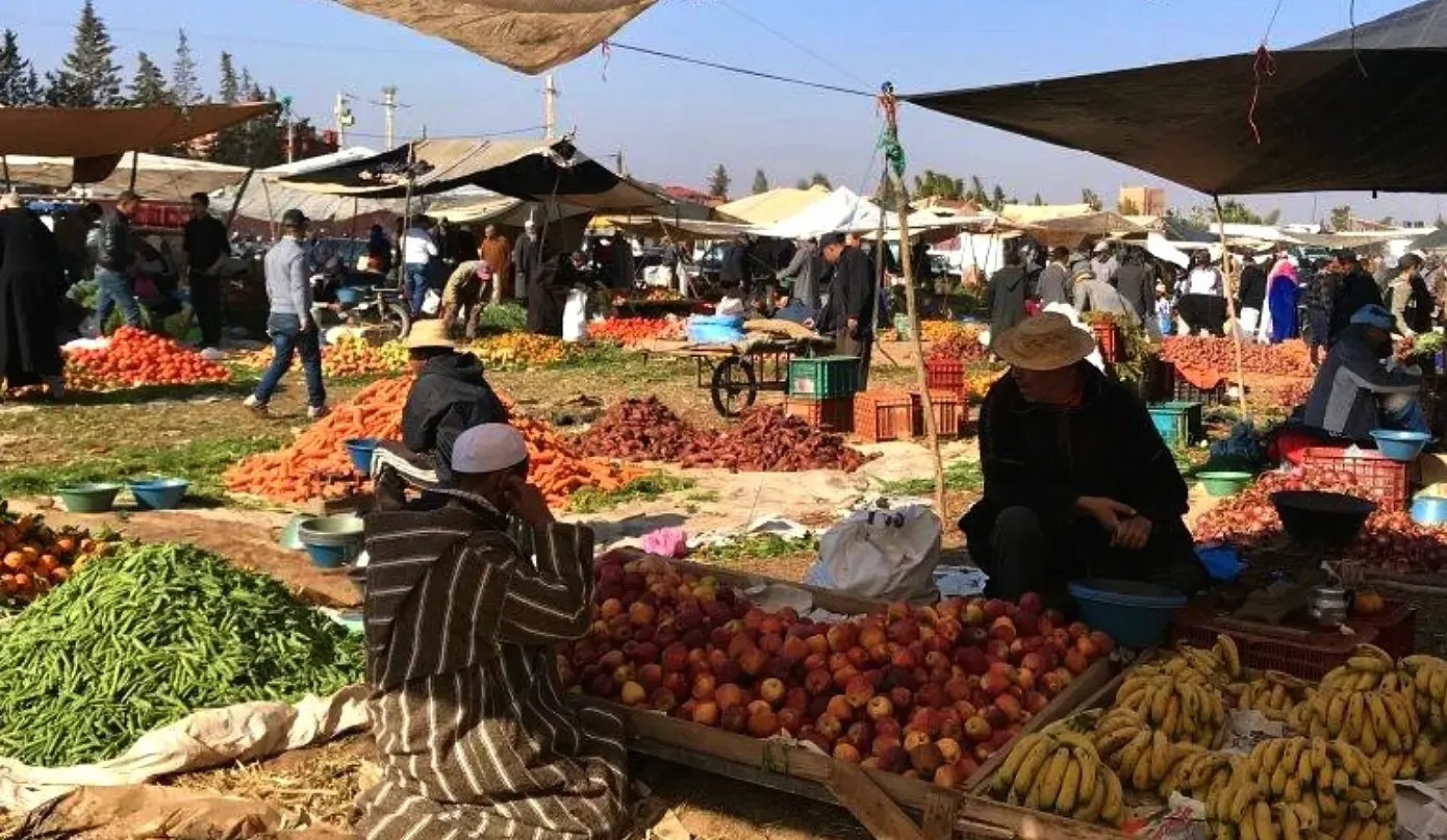 Les transactions hebdomadaires sur le marché de Berrechid suscitent la polémique et une enquête approfondie se profile à l’horizon