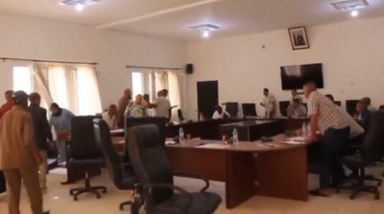 Marrakech : Le conseil de la bataille de Sidi Zouine... La recherche d'un conseiller collectif