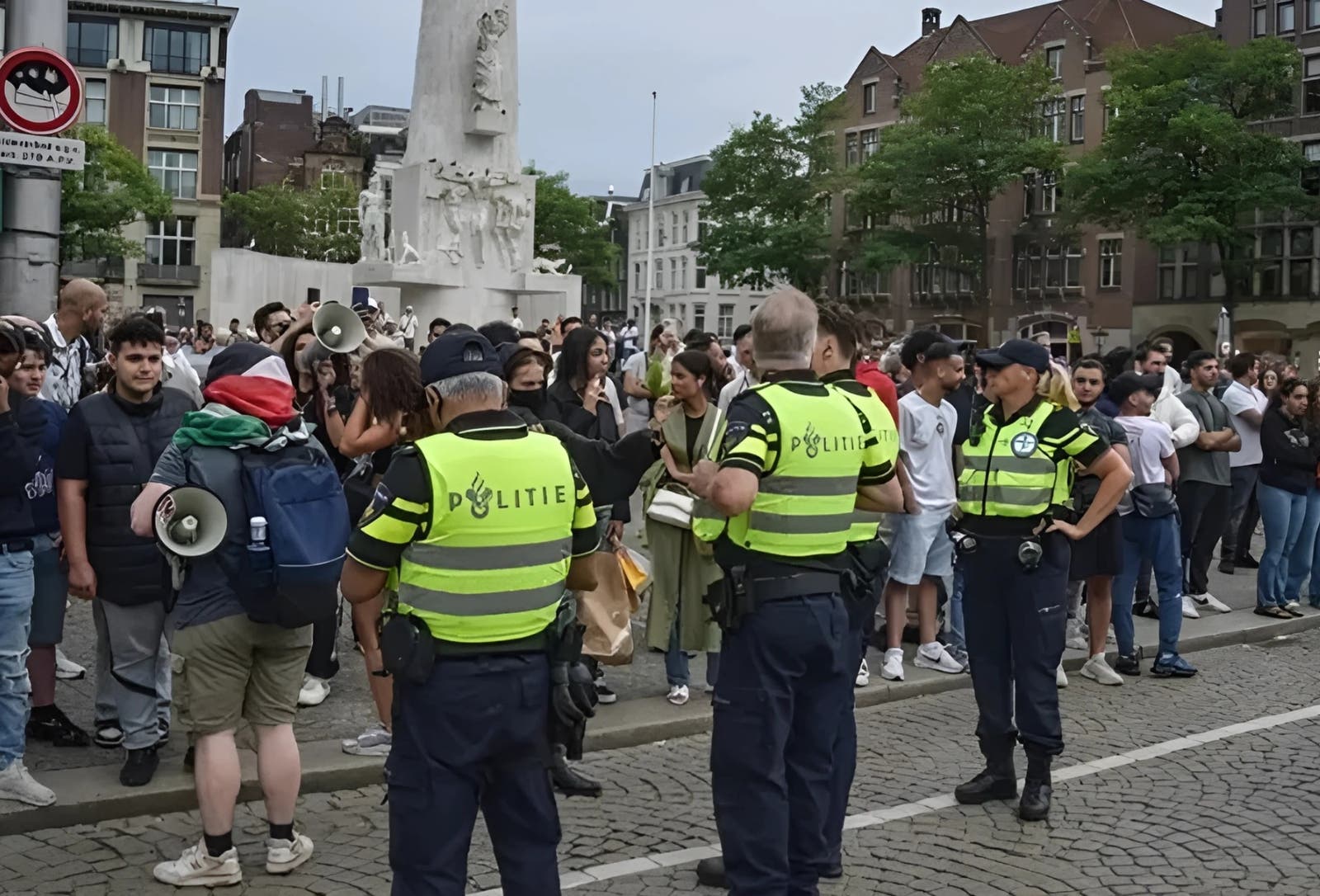 Les Marocains des Pays-Bas unissent leurs rangs après les événements d’Amsterdam + déclarations