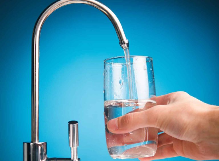 Utiliser les nouvelles technologies... lancer un nouveau projet d'approvisionnement en eau potable dans les stalles