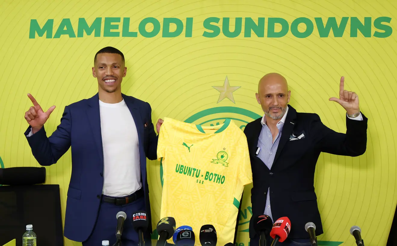 adversaire du RAJA ce dimanche à prétoria, mamelodi sundowns vient d’engager un nouvel entraineur international