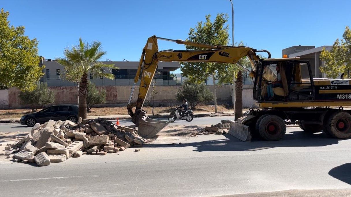 Lancement d’une campagne massive de réfection des routes et ruelles dans la province de Fès Médina