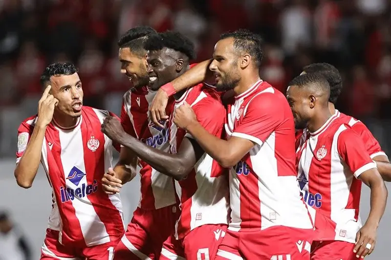 Officiellement… L’attaquant du Wydad Athletic annonce son départ de l’équipe (photo)