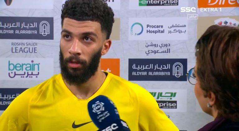Le comportement d’un joueur saoudien avec une journaliste suscite la polémique ! (vidéo)