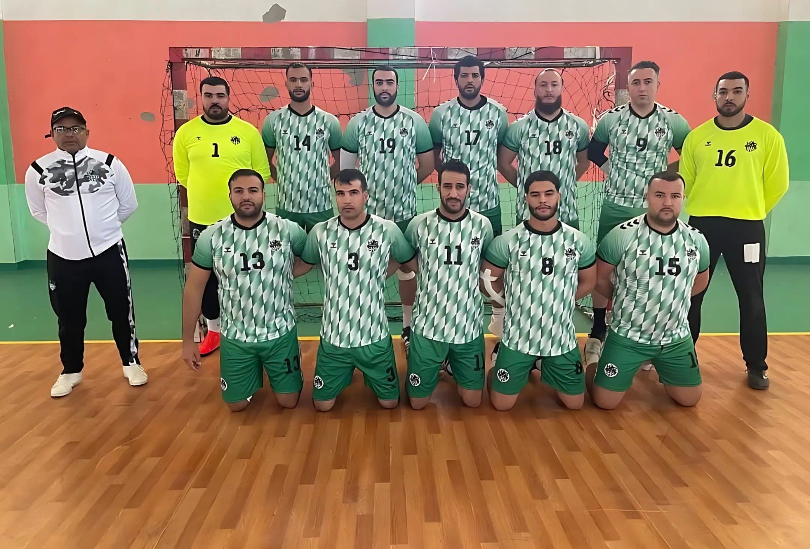 L’équipe de handball Hassania Guersif bat le Moghreb Fès malgré les souffrances