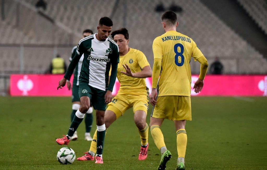 Onahi marque son premier but et mène le Panathinaikos à la victoire en Coupe de Grèce