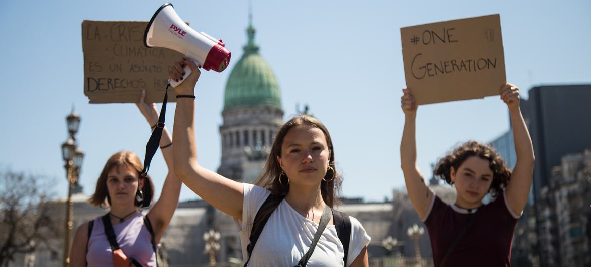 L’ONU appelle à placer les jeunes femmes au cœur des efforts de paix et de sécurité