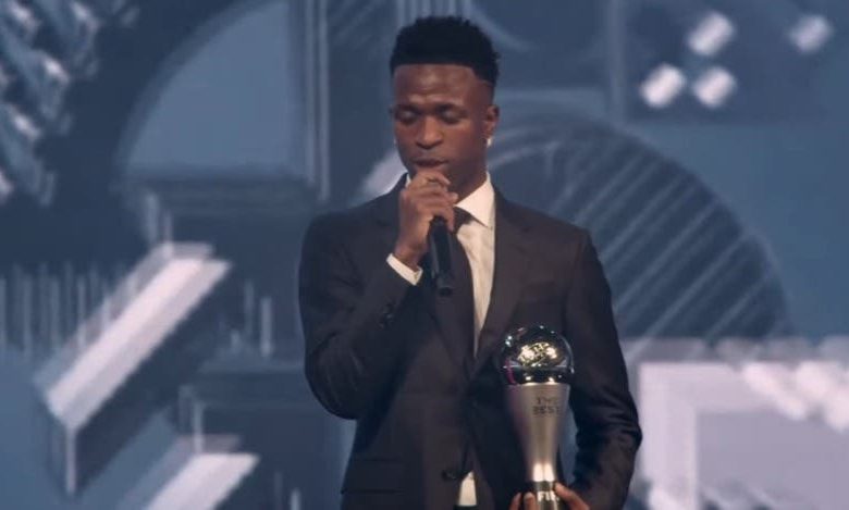 « The Best » Awards : Vinicius Junior est le meilleur joueur du monde pour l’année 2024 1 « The Best » Awards : Vinicius Junior est le meilleur joueur du monde pour l’année 2024