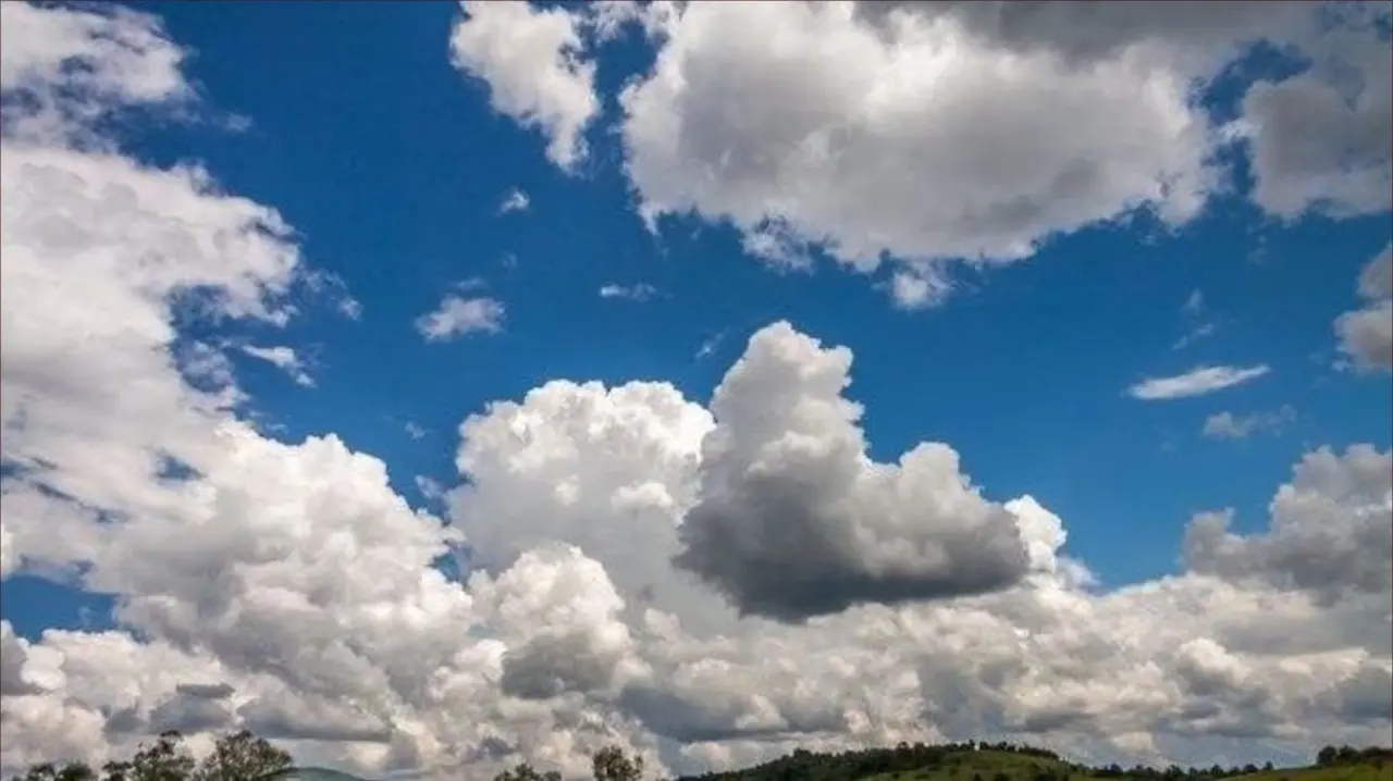 La météo demain dimanche : gros nuages ​​et gouttes de pluie dans certaines zones