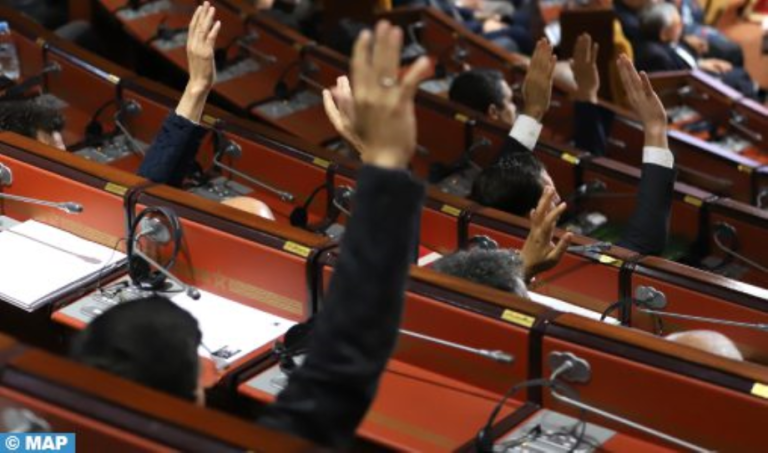 Le Parlement approuve la loi de la profession des commissaires à la magistrature