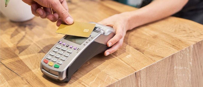 Le Maroc a l'intention de faire circuler le service de performance de la carte bancaire du "Hanut Mall"