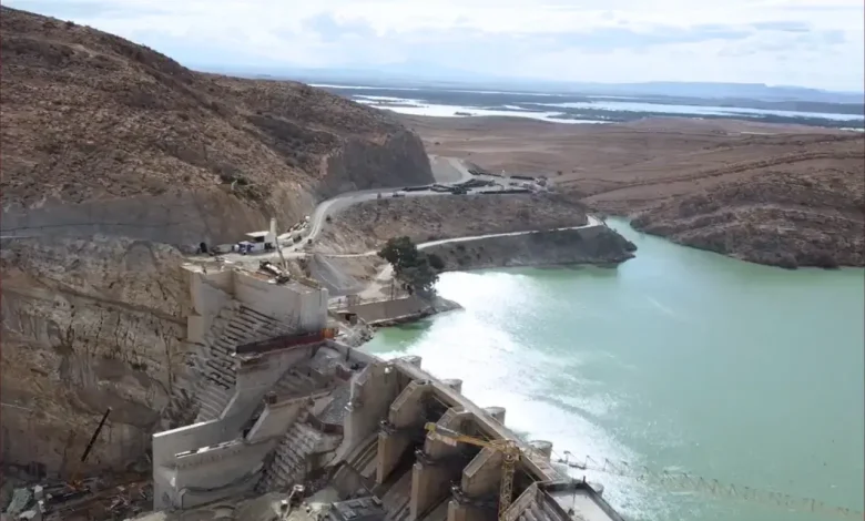 Les œuvres du barrage Mohammed V à l'est, atteignant des étapes avancées 1 Les œuvres du barrage Mohammed V à l'est, atteignant des étapes avancées
