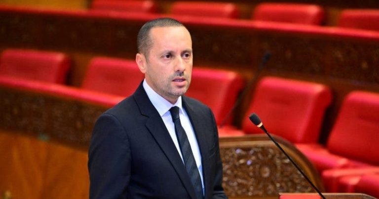 Le ministre de la Santé annule la garde et les transactions de nettoyage dans les hôpitaux publics