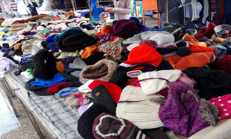 Les réseaux de contrebande de Ceuta et de Melilla se noient le Maroc avec de nouveaux vêtements sous le couvert de "Mind" 1 Les réseaux de contrebande de Ceuta et de Melilla se noient le Maroc avec de nouveaux vêtements sous le couvert de "Mind"