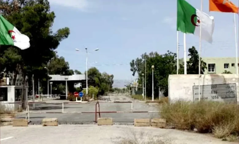 Oujda .. Le Maroc offre à l'Algérie un marchand de drogue à travers le passage frontalier 1 Oujda .. Le Maroc offre à l'Algérie un marchand de drogue à travers le passage frontalier