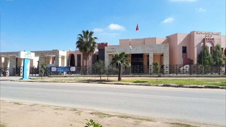 Un arrêt soudain pour les cours avec 3 collèges à l'Université Moulay Ismail à Meknes