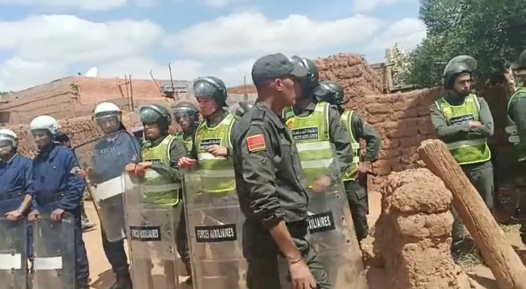 Marrakech .. Un débarquement de sécurité pour mettre en œuvre une décision judiciaire de vider des maisons dans le rond-point