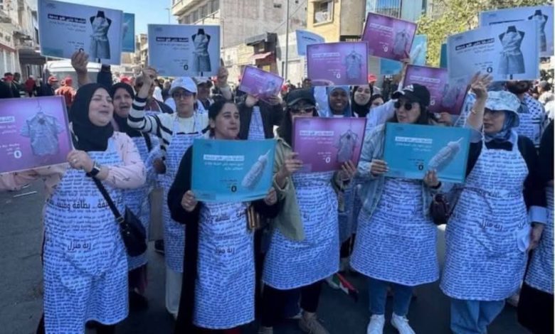 Dans une carrière inconnue après le travail. Les femmes demandent aux hommes de participer au "Shaqa Al -Dar" 1 Dans une carrière inconnue après le travail. Les femmes demandent aux hommes de participer au "Shaqa Al -Dar"