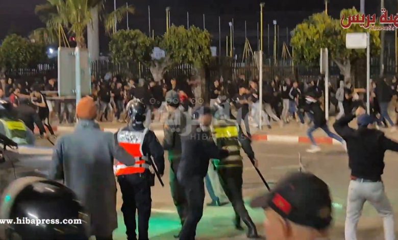 Événements d'émeute après Classico Wydad et l'armée royale (vidéo) 1 Événements d'émeute après Classico Wydad et l'armée royale (vidéo)