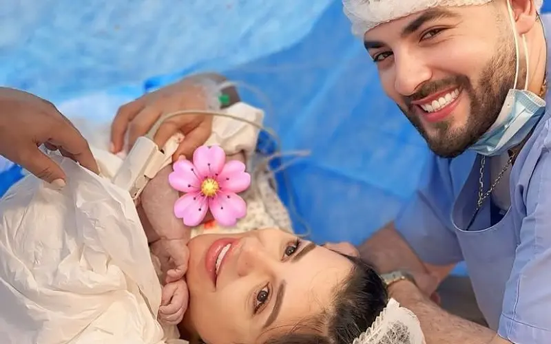 Fatima al -zahraa pour Harash et Noufal Benmousi reçoivent leur premier enfant, "Yaqout"