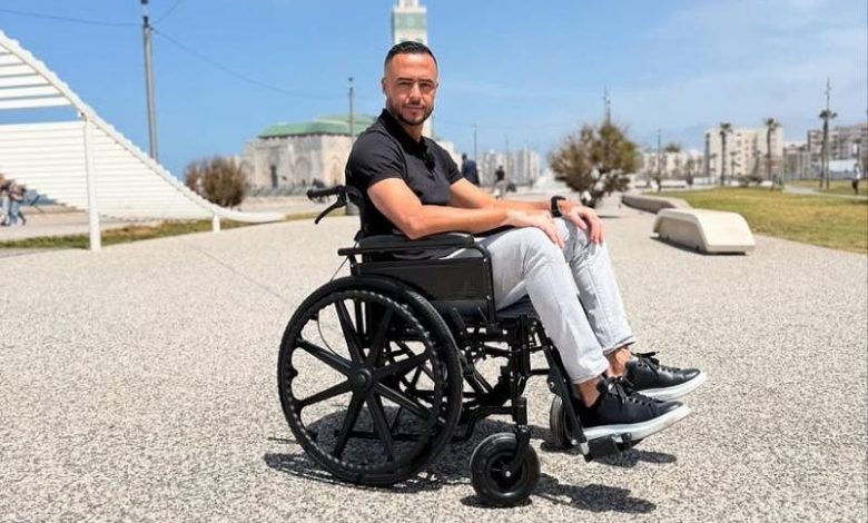 Hisham Masra connaît l'expérience du fauteuil roulant: «Les choses les plus simples se transforment en défis presque impossibles.» 1 Hisham Masra connaît l'expérience du fauteuil roulant: «Les choses les plus simples se transforment en défis presque impossibles.»