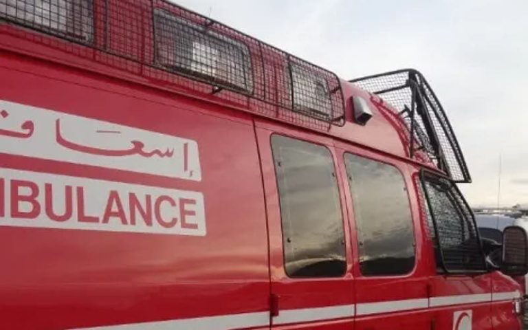 Le décès de 4 travailleurs agricoles et la blessure de 11 personnes à la suite d'un grave accident de la circulation dans les domaines d'Agadir