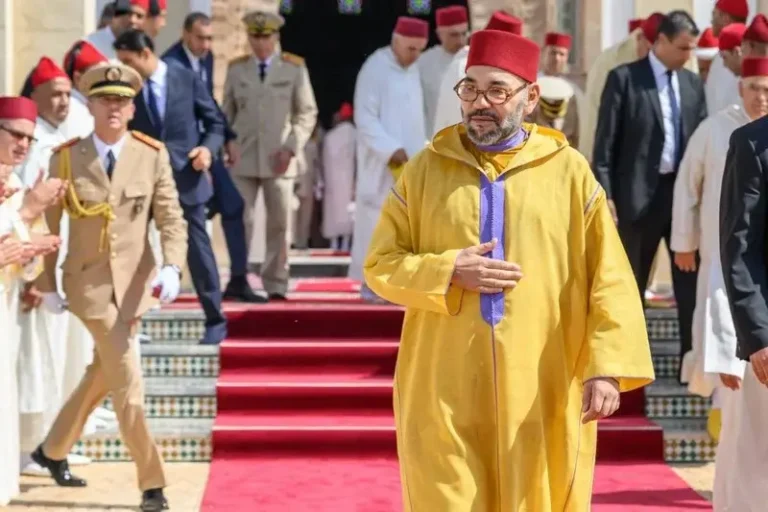 Le roi donne le début de la plate-forme d'inventaire et les précautions initiales de la région de Rabat-Salu-Quneitra