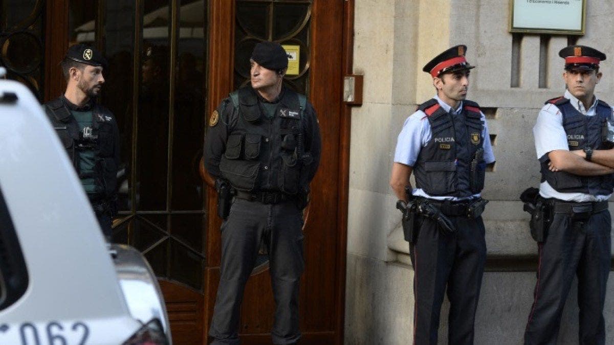 Les Marocains dirigent un empire pour les armes et la contrefaçon en Espagne ... Une grève de sécurité expose un réseau croisé