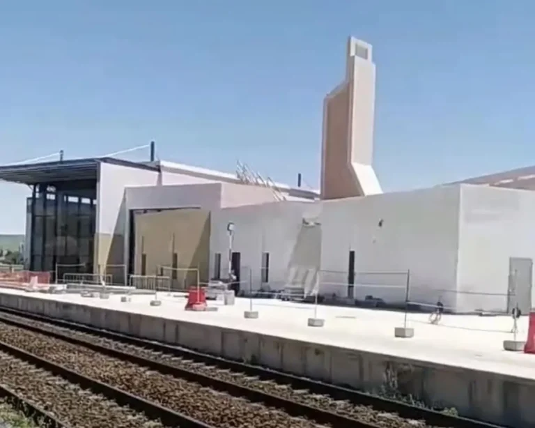 Progrès importants dans le projet de la nouvelle gare à Taza. Les œuvres touchent 79%